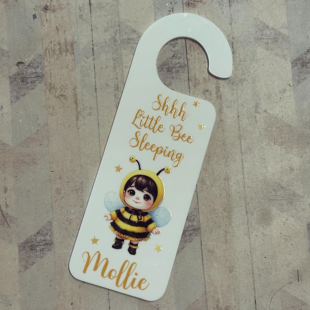 UV226 - UVDTF Door Hanger Personalised decal with optional Acrylic Door Hanger - Shhh Little Bee Sleeping - Olifantjie - Wooden - MDF - Lasercut - Blank - Craft - Kit - Mixed Media - UK