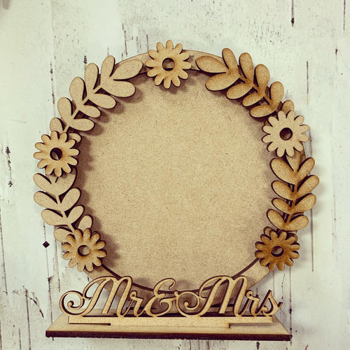 CF015 - MDF Daisy Themed Personalised Freestanding Circular Photo Frame - Olifantjie - Wooden - MDF - Lasercut - Blank - Craft - Kit - Mixed Media - UK