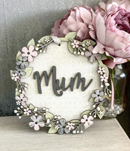 W019 - MDF Retro Flower - Initial Wreath - Olifantjie - Wooden - MDF - Lasercut - Blank - Craft - Kit - Mixed Media - UK