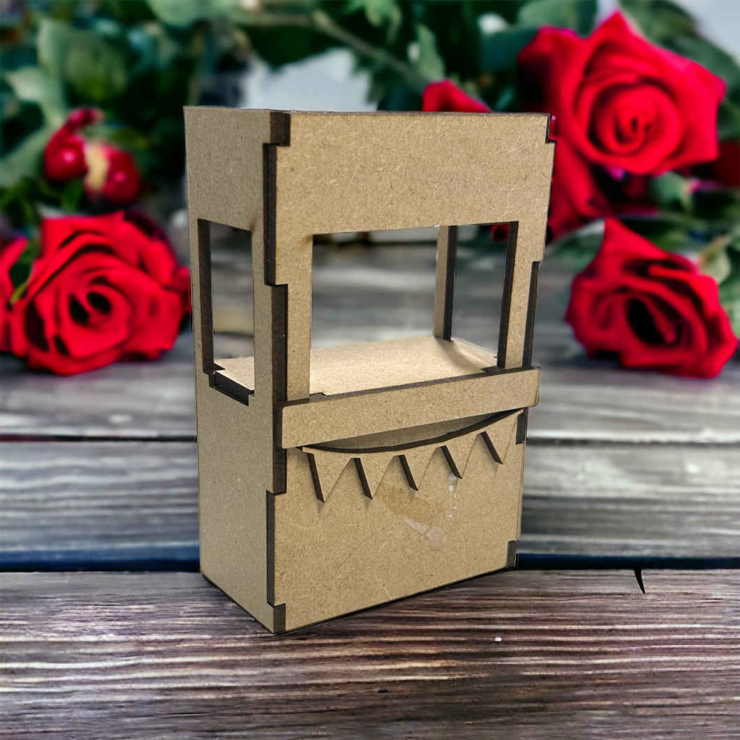 OL4543 - MDF Kissing Booth / Stall 12.5cm high - Olifantjie - Wooden - MDF - Lasercut - Blank - Craft - Kit - Mixed Media - UK
