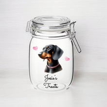 UV201 - Personalised Dog Treat UVDTF Decal with optional Heart colour - Black and Tan Dachshund Face - Olifantjie - Wooden - MDF - Lasercut - Blank - Craft - Kit - Mixed Media - UK