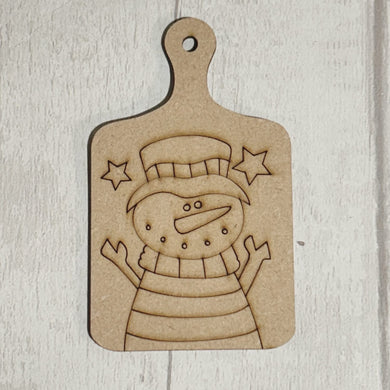 NO938 - MDF  Engraved Snowman chopping board 12.5cm