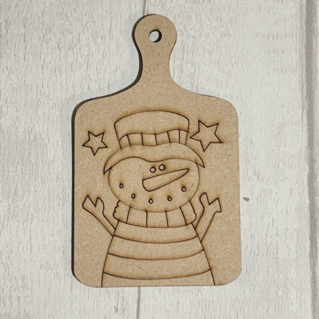 NO938 - MDF  Engraved Snowman chopping board 12.5cm