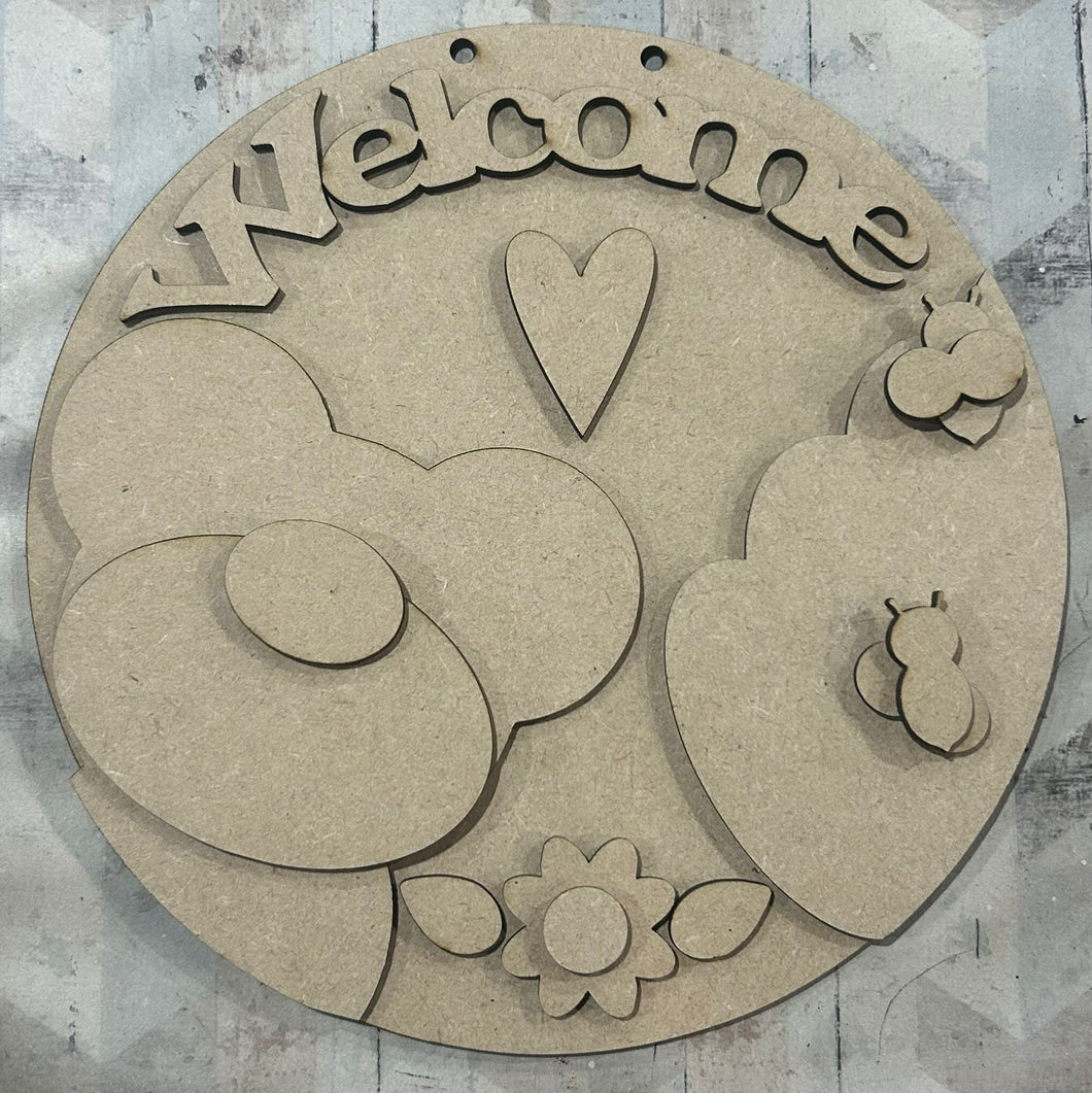 NO581 - MDF Large Welcome Bear Bee Hanging Sign - Olifantjie - Wooden - MDF - Lasercut - Blank - Craft - Kit - Mixed Media - UK