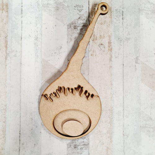 OL931 - MDF Halloween Eyeball Hanging Bauble Decoration - Olifantjie - Wooden - MDF - Lasercut - Blank - Craft - Kit - Mixed Media - UK