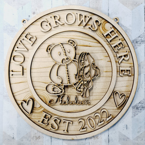 OL1607 - MDF Nursery personalised doodle Circle ‘love grows here’ est date Plaque - Teddy and bunny - Olifantjie - Wooden - MDF - Lasercut - Blank - Craft - Kit - Mixed Media - UK