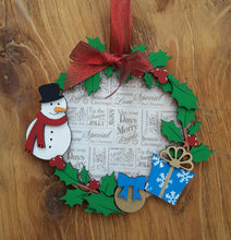 CH044 - MDF Snowman Christmas Holly Wreath - Olifantjie - Wooden - MDF - Lasercut - Blank - Craft - Kit - Mixed Media - UK