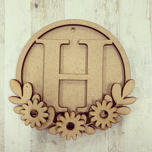 HI002 - MDF personalised hanging circle initial 10cm - daisy - Olifantjie - Wooden - MDF - Lasercut - Blank - Craft - Kit - Mixed Media - UK