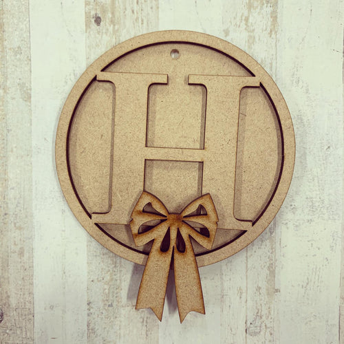 HI004 - MDF personalised hanging circle initial 10cm - bow - Olifantjie - Wooden - MDF - Lasercut - Blank - Craft - Kit - Mixed Media - UK